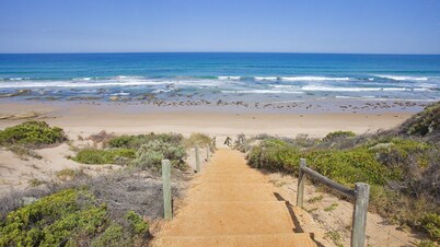 Anglesea River Apartment 23