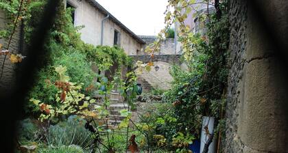 DAS VICHELDA COTTAGE - FERIENWOHNUNG IN AUBAIS, GARD, FRANKREICH