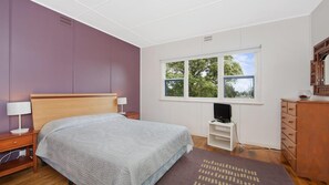 3 bedrooms, Internet