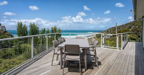 Ocean Magic - Where The Bush Greets The Sea