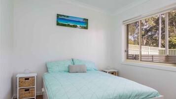 2 bedrooms, iron/ironing board