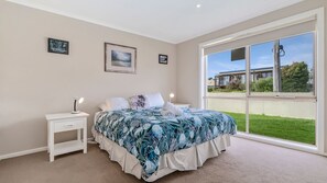 3 bedrooms, Internet, bed sheets