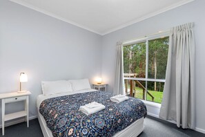 3 Schlafzimmer, Bügeleisen/Bügelbrett, Bettwäsche