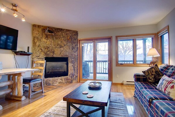 Unclassified image, 1 of 49, button