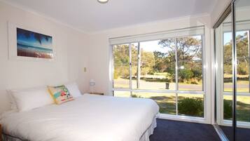 3 Schlafzimmer, Bügeleisen/Bügelbrett, Internetzugang, Bettwäsche