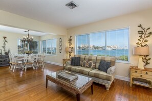 Beautiful water view from the LIving Room