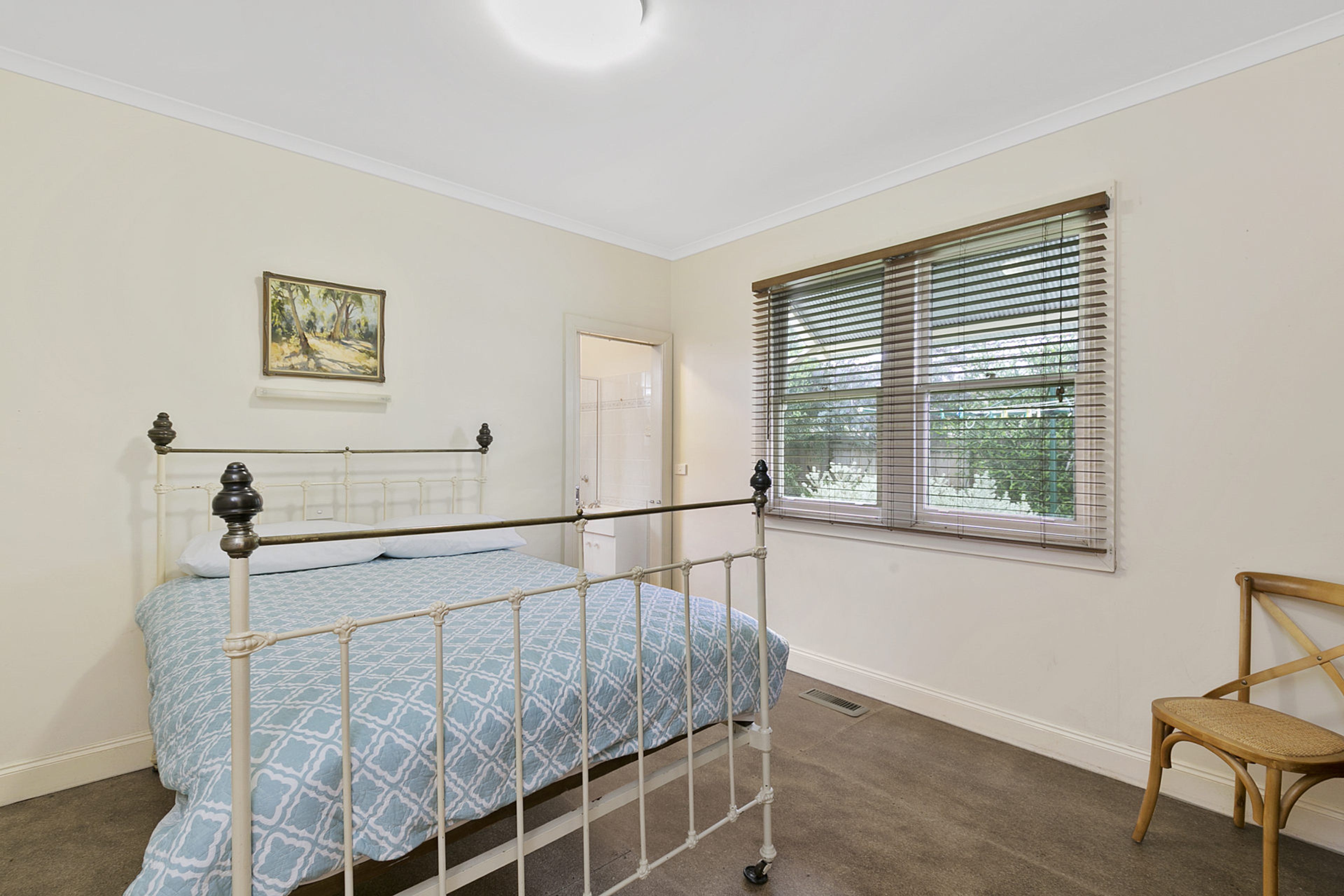 3 bedrooms, iron/ironing board