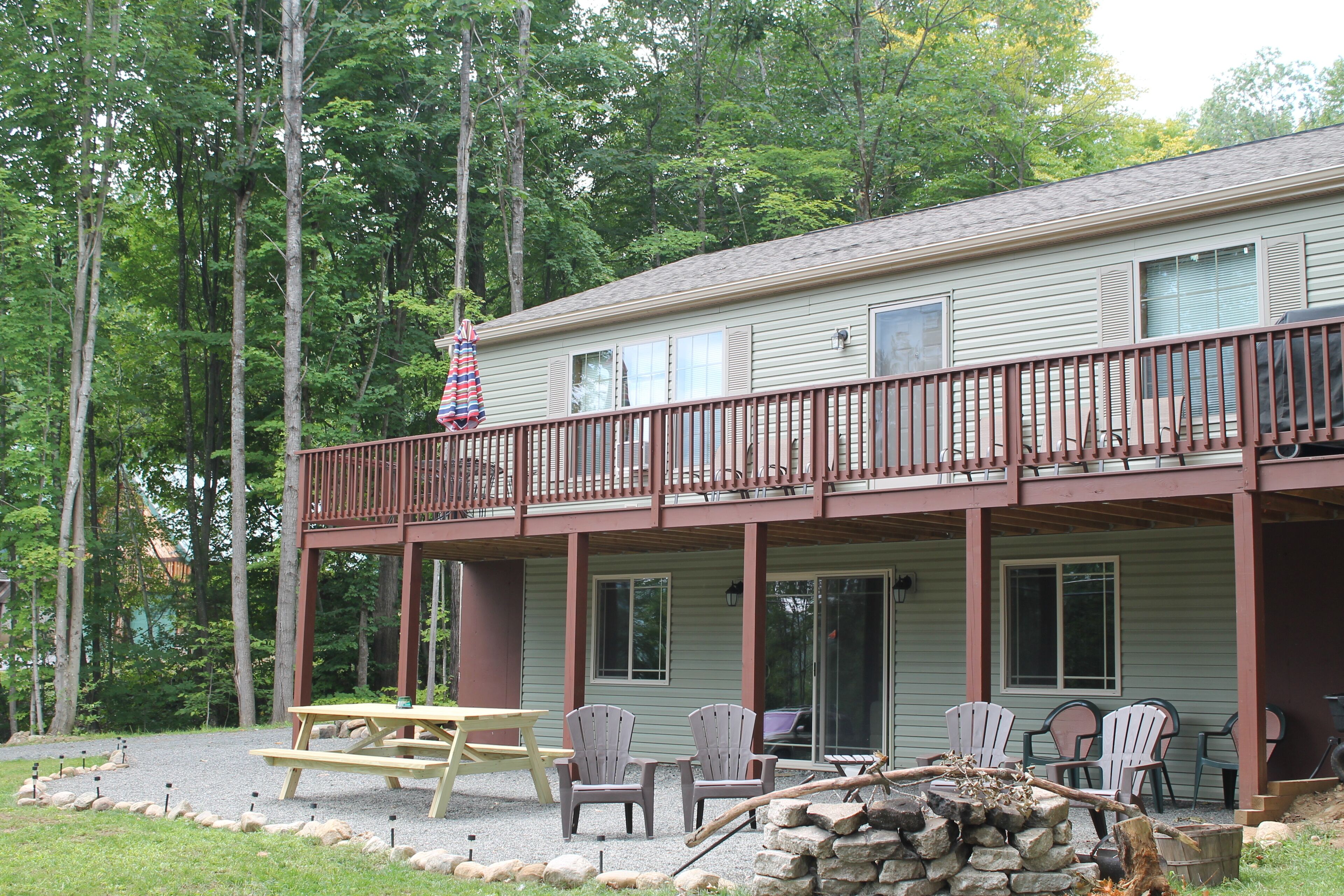 Reidell's Retreat - A Four Season's Retreat on The Great Sacandaga Lake