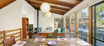 Apollo Bay People N Paws - Free WIFI, Netflix, Pets Welcome