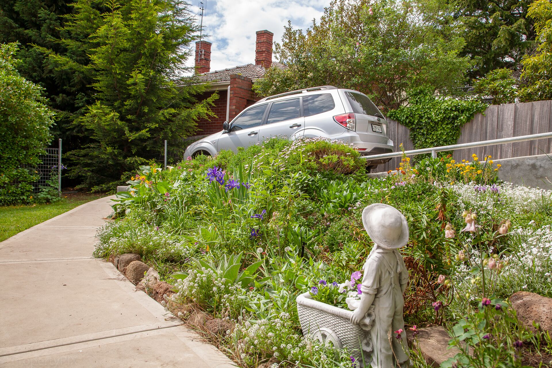 Gatehouse on Stoke is a fully modernised cosy and inviting Heritage cottage. — image 28