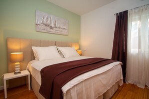 4 camere, una cassaforte in camera, ferro/asse da stiro