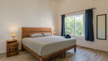 Desk, blackout curtains, free WiFi, bed sheets