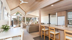 Interior - Top Deck - Cosy Wood Fire, WIFI, Stylish Townhouse in a Suburb Lorne Location (Lorne)