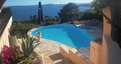 Belle villa provençale, Les Issambres. CÎte d'Azur