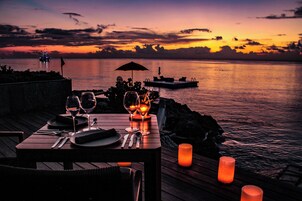 2 restaurantes, café da manhã, culinária asiática