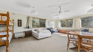Interior - Airey's 15 - Walk To The Beach & Cafe's, Pet FrIendly. (Aireys Inlet)