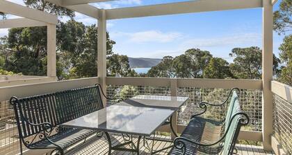 Lorne Lodge