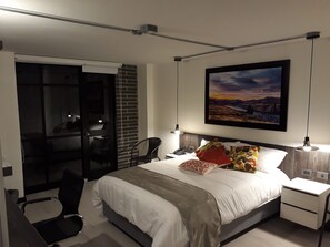 Frette Italian sheets, premium bedding, down duvets, pillow-top beds - Hotel Rdos (San Juan de Pasto)