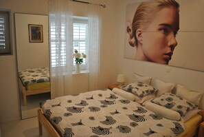 Leilighet, 2 soverom | Lydisolert, strykejern/-brett og barnesenger (inkludert)