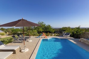 Pool - Family friendly, quiet house, comfortable and spacious, with panoramic (Faro)