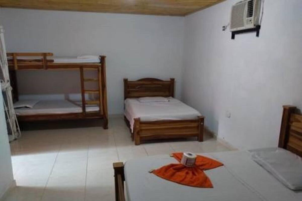 Free WiFi, bed sheets