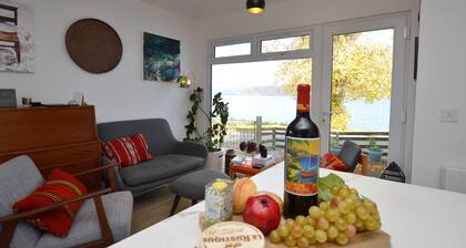 Gate Cottage on the shore front, sleeping 6 persons.