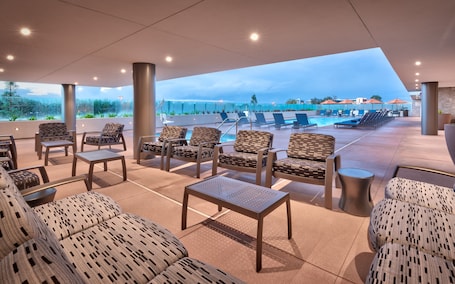 Hampton Inn  & Suites Anaheim Resort Convention Center – Affordable hotel in Anaheim