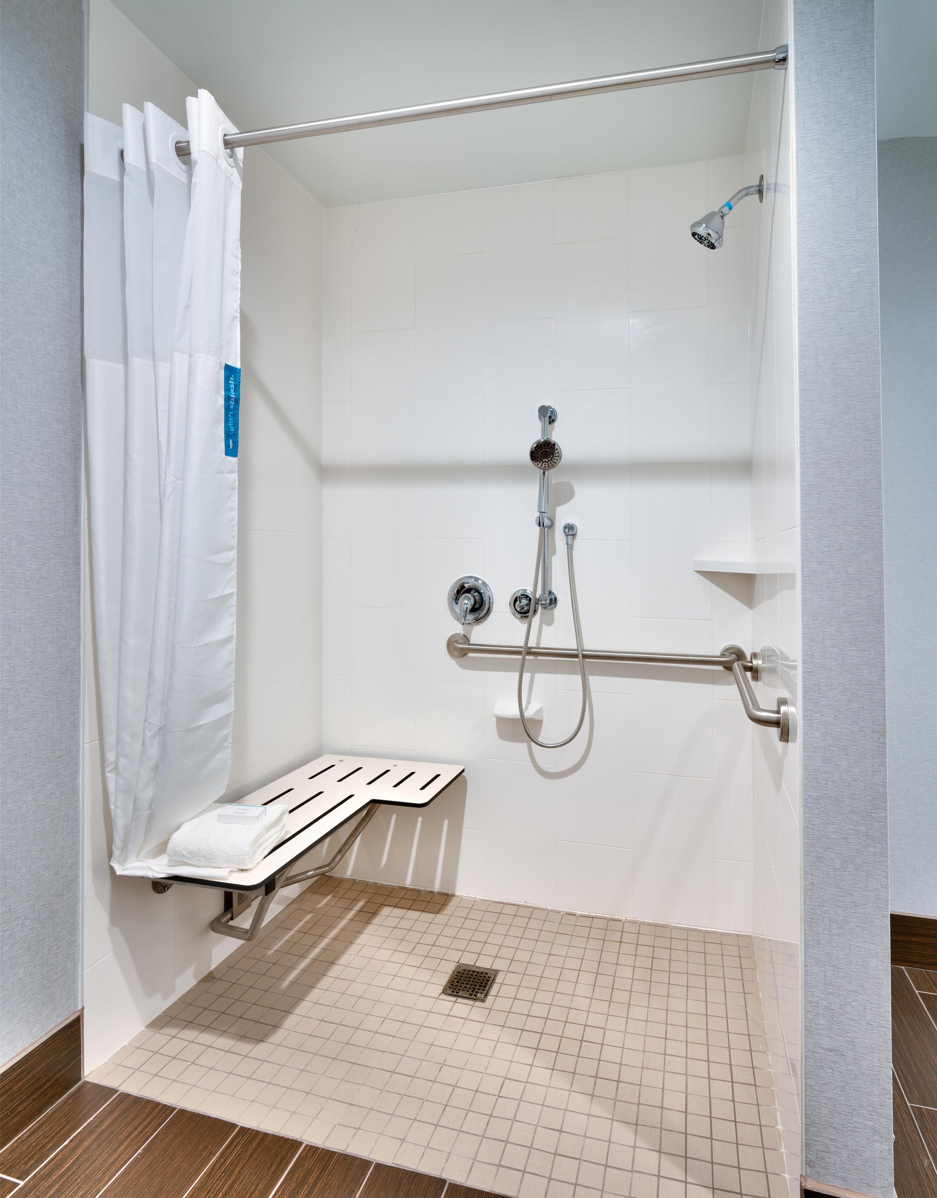 Photo - Hampton Inn  & Suites Anaheim Resort Convention Center