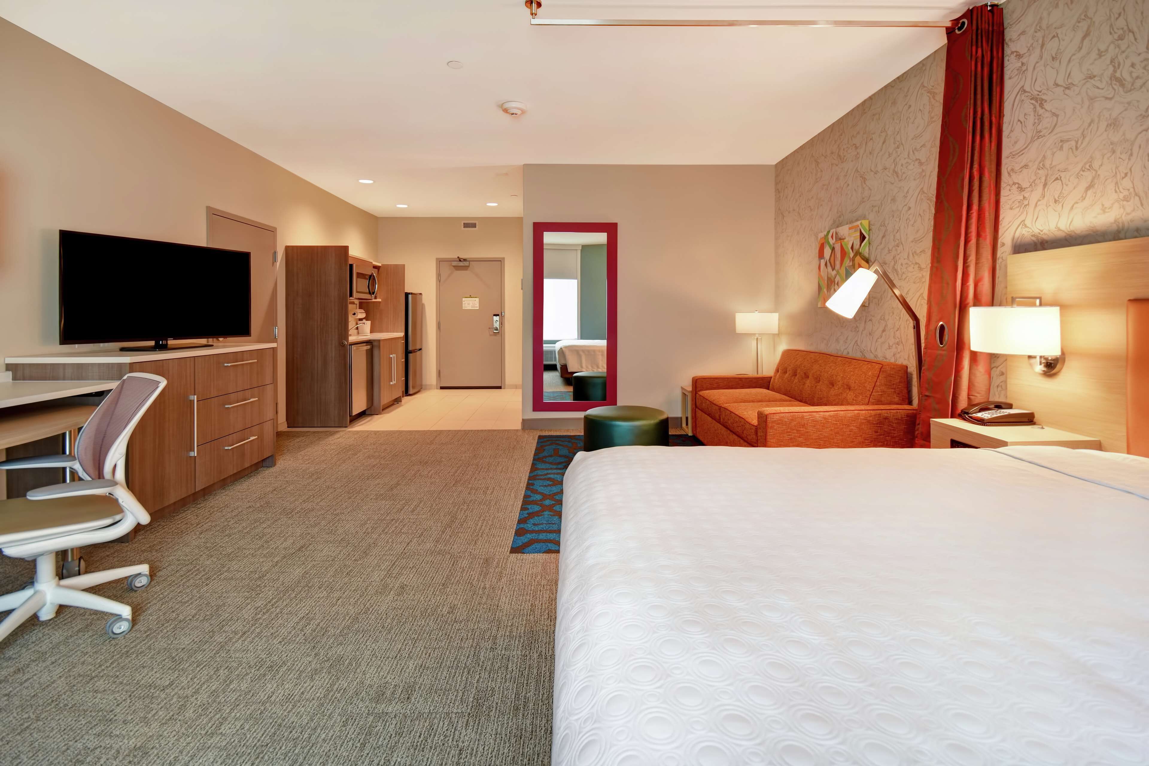 minibar, soundproofing, iron/ironing board, cots/infant beds