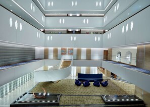 Lobby - Hilton Garden Inn Muscat Al Khuwair (Muscat)
