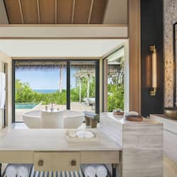 Separate tub and shower, deep soaking tub, free toiletries, hair dryer