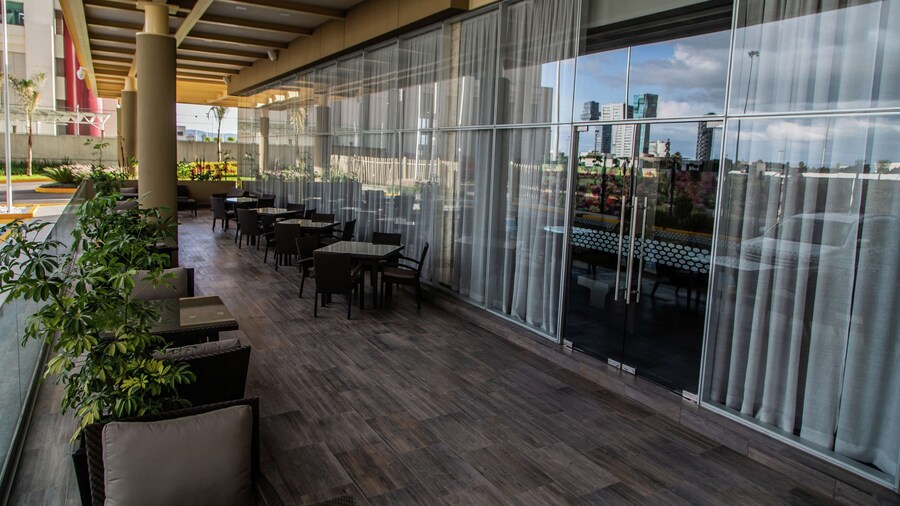 Hampton Inn & Suites by Hilton Puebla