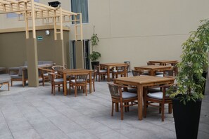 شرفة/رواق