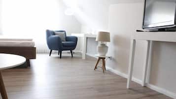 Comfort Double Room | Individually furnished, desk, free cribs/infant beds, free WiFi