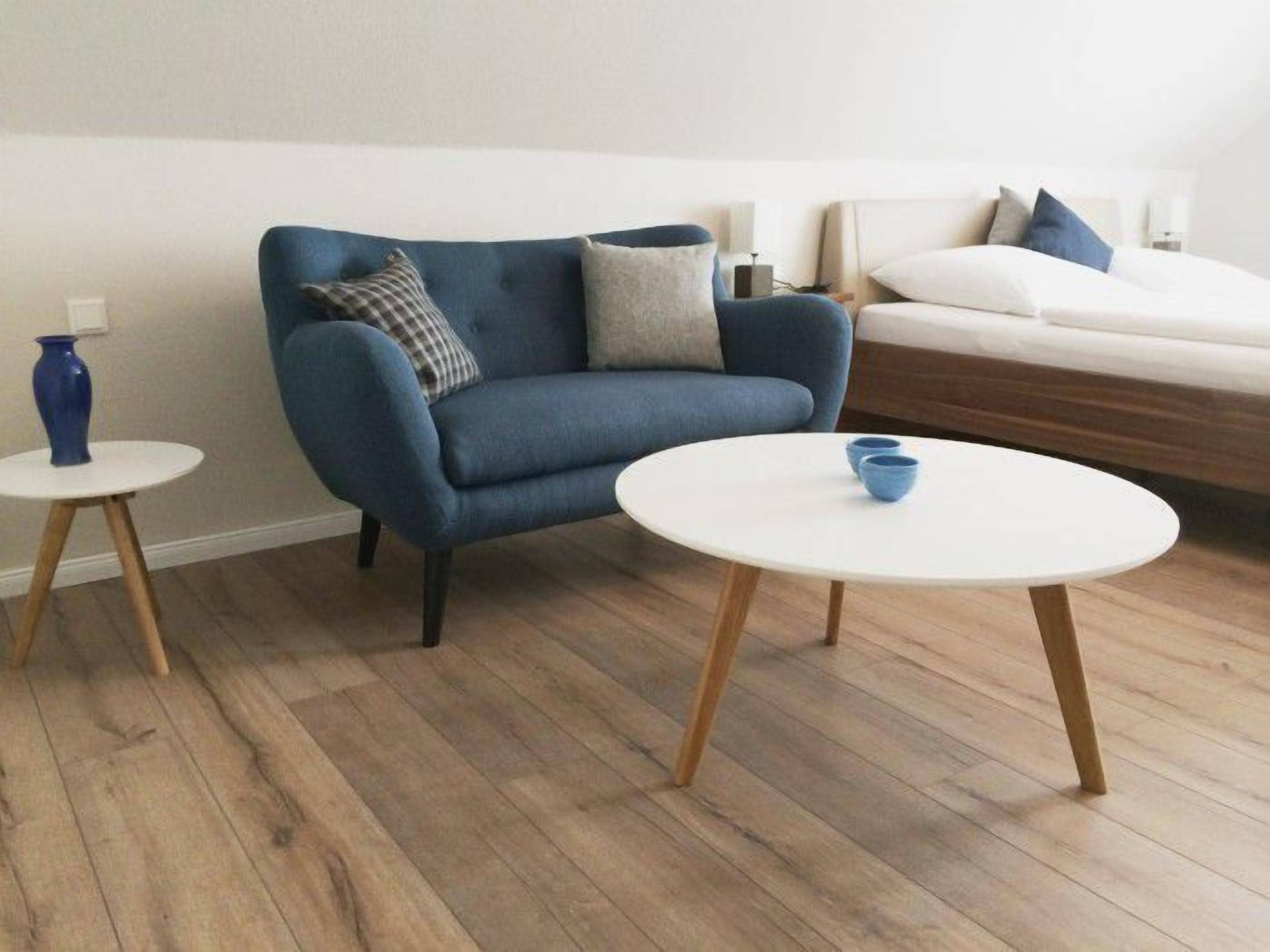 comfort double room | individually furnished, desk, free cots/infant beds, free wifi