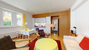 Télévision, chaîne hi-fi