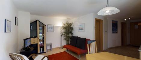 TV, DVD player, stereo