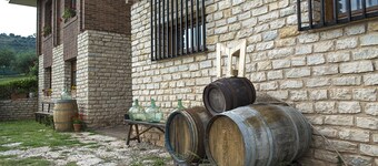 Casa pichon etxea and Muro wineries