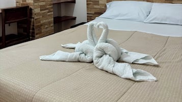 Classic Double Room, 1 Double Bed, Private Bathroom | Free WiFi, bed sheets