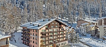 Newly renovated apartment on the 2nd floor (70m2) in Surlej with a balcony and m