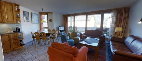 Fernseher, Stereoanlage