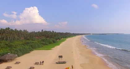 Nice holiday home near the beach