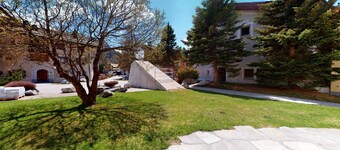 Appartement calme de 3 pièces au rez-de-chaussée, ca.