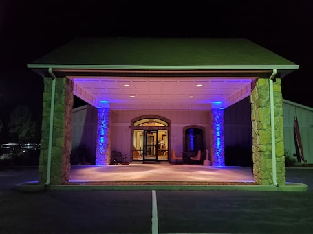 Außenbereich. Americas Best Value Inn & Suites Independence VA