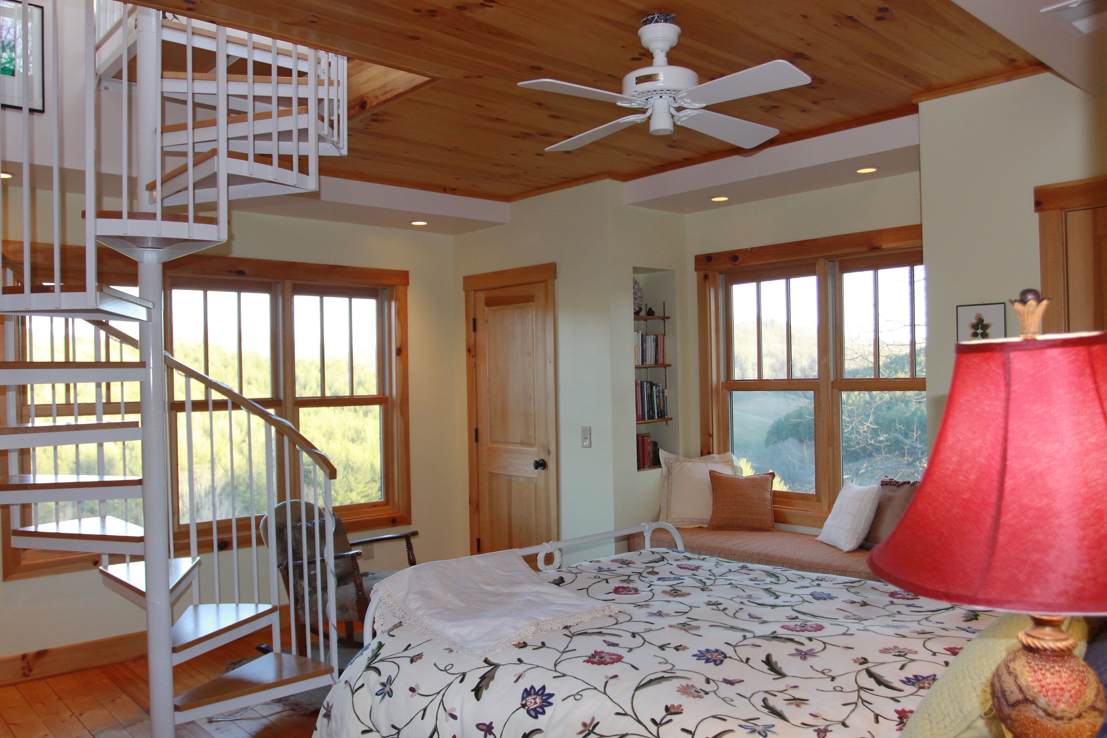 2 chambres, fer et planche à repasser, Wi-Fi gratuit, draps fournis