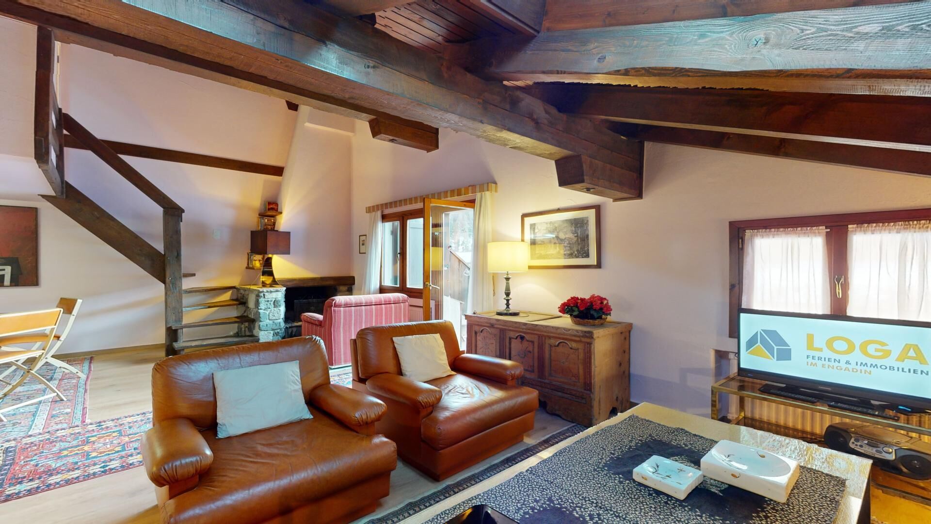 TV, fireplace, stereo