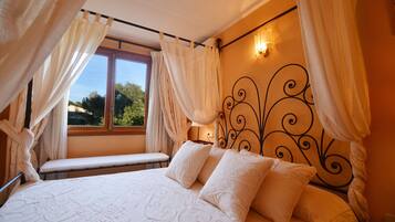 4 camere, ferro/asse da stiro, Wi-Fi gratuito, lenzuola