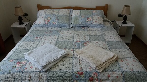 1 bedroom, individually furnished, free WiFi