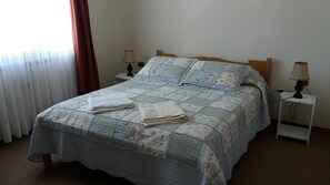 1 bedroom, individually furnished, free WiFi