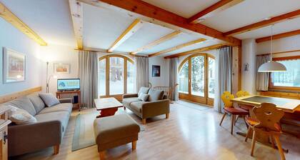 5œ-roomed apartment on the ground floor, 140m2.